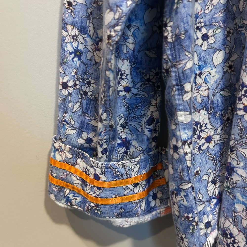 Robert Graham - Picture 3 of 4